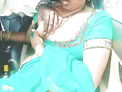 Telugu dirty talks. Car sex. Hot saree aunty romantic sex with STRANGER